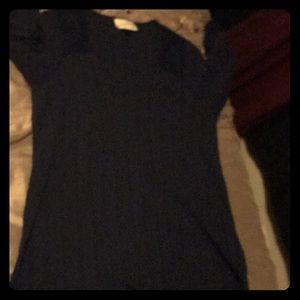 Pick up only. Dark blue shirt